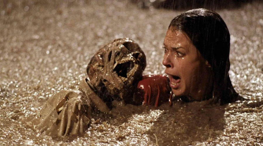 the 1982 movie poltergeist used real skeletons as - tymoff